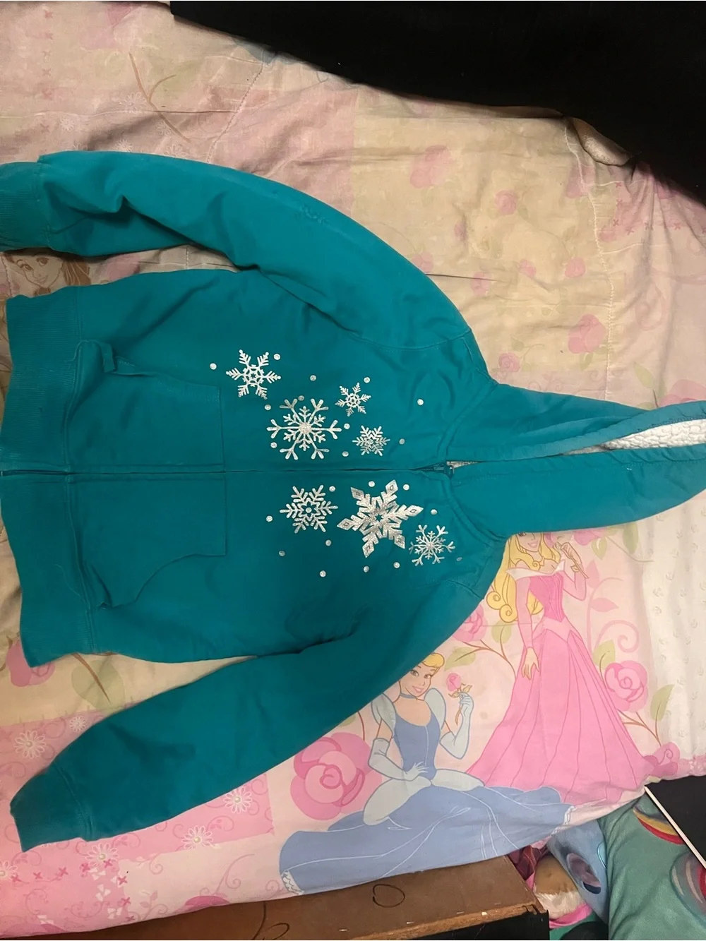 1989 Place Teal Hooded Puffer Jacket with Snowflake Print